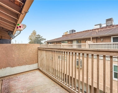 334 S Walnut Unit D (11) - Photo Thumbnail 21