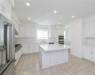 1809 Lychee St - Photo Thumbnail 4