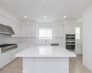 1809 Lychee St - Photo Thumbnail 2