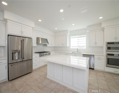 1809 Lychee St - Photo Thumbnail 3