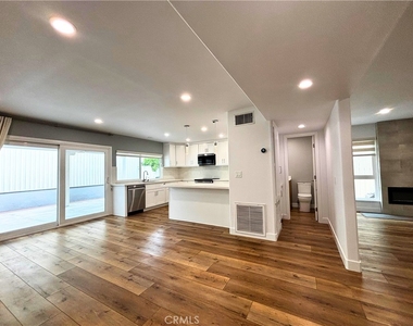 8203 Owens - Photo Thumbnail 5