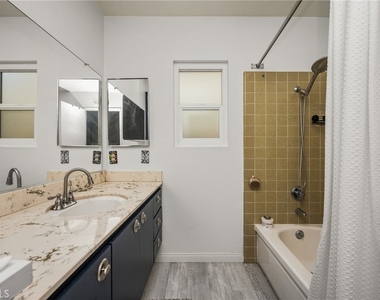 2221 E Viking - Photo Thumbnail 43