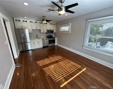 633 W Maple Avenue - Photo Thumbnail 10