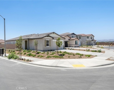 1231 Trojan Circle - Photo Thumbnail 1