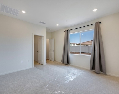 1231 Trojan Circle - Photo Thumbnail 6