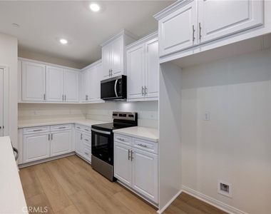 1231 Trojan Circle - Photo Thumbnail 12