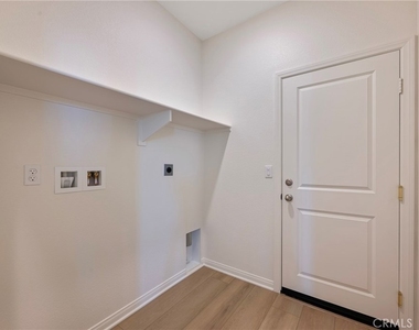 1231 Trojan Circle - Photo Thumbnail 23