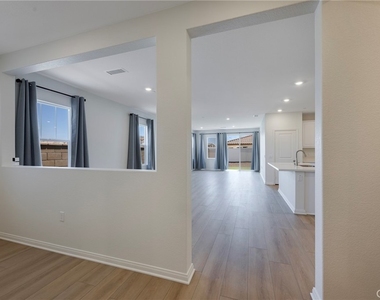 1231 Trojan Circle - Photo Thumbnail 25