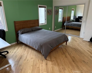 1133 S 3rd - Photo Thumbnail 8