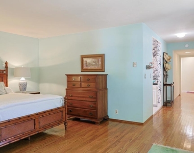 610 Country Club - Photo Thumbnail 44