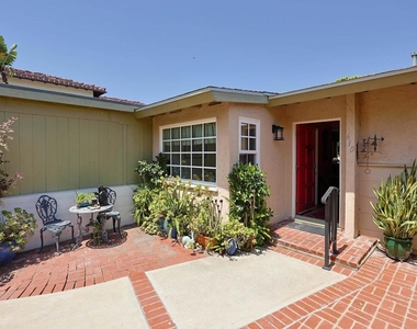 610 Country Club - Photo Thumbnail 67