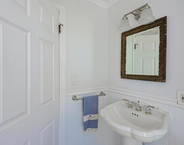 610 Country Club - Photo Thumbnail 19