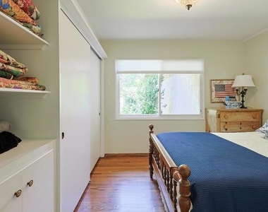610 Country Club - Photo Thumbnail 27