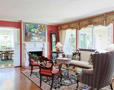 610 Country Club - Photo Thumbnail 2