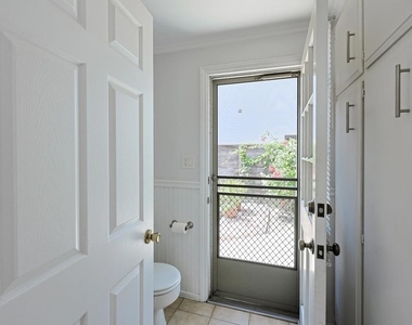 610 Country Club - Photo Thumbnail 18