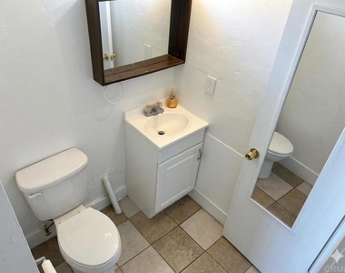 172 Palomar Street - Photo Thumbnail 29