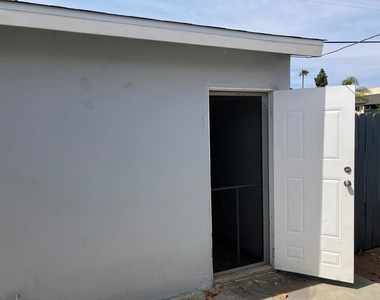 172 Palomar Street - Photo Thumbnail 27