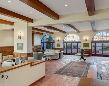88 N Oakland Avenue - Photo Thumbnail 13