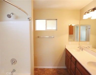 1510 Orange Avenue - Photo Thumbnail 8