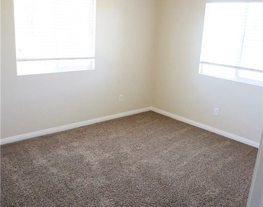 1510 Orange Avenue - Photo Thumbnail 10