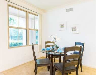 137 Kempton - Photo Thumbnail 7
