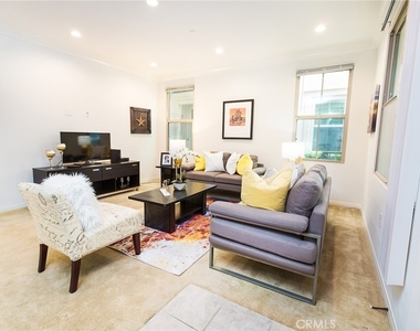 137 Kempton - Photo Thumbnail 8