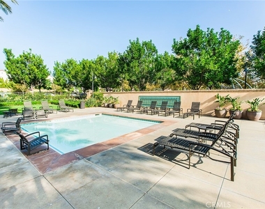 137 Kempton - Photo Thumbnail 26