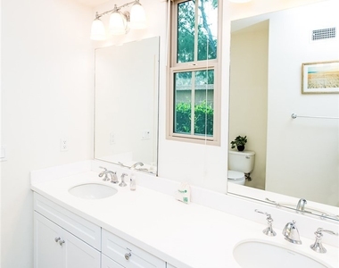 137 Kempton - Photo Thumbnail 19