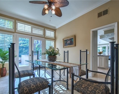 26325 Cannes - Photo Thumbnail 7