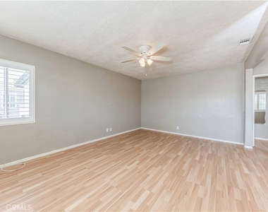 17309 Elgar Avenue - Photo Thumbnail 4