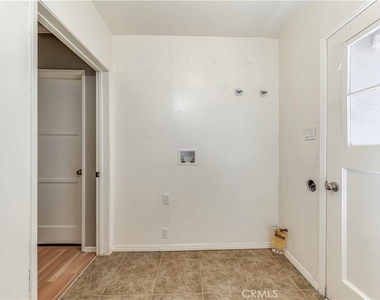 17309 Elgar Avenue - Photo Thumbnail 10