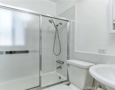 17309 Elgar Avenue - Photo Thumbnail 14