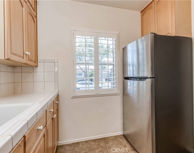 17309 Elgar Avenue - Photo Thumbnail 8