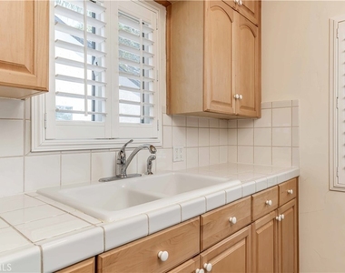17309 Elgar Avenue - Photo Thumbnail 7