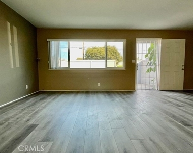 7732 Cypress - Photo Thumbnail 21