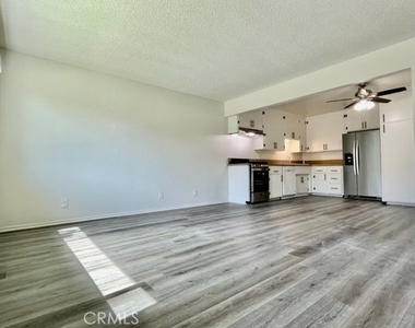 7722 Cypress - Photo Thumbnail 20
