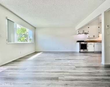7722 Cypress - Photo Thumbnail 25