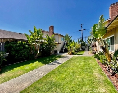 7722 Cypress - Photo Thumbnail 19