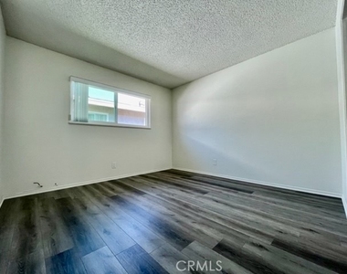 7722 Cypress - Photo Thumbnail 4