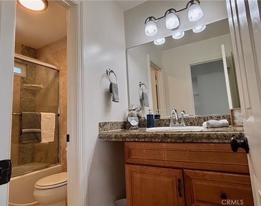 2558 Orange Avenue - Photo Thumbnail 7