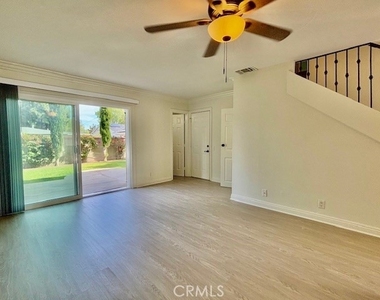2558 Orange Avenue - Photo Thumbnail 20