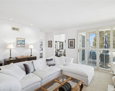3541 Lilac Avenue - Photo Thumbnail 12