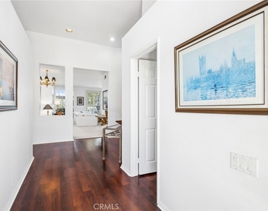 3541 Lilac Avenue - Photo Thumbnail 2