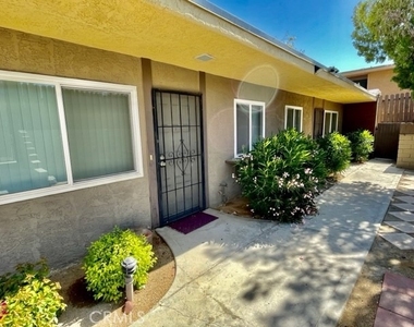 68460 Kings Road - Photo Thumbnail 8
