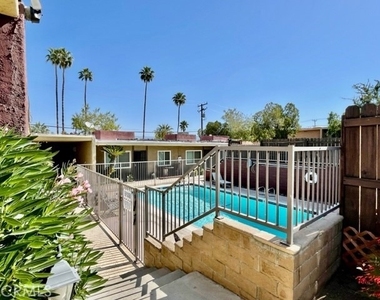 68460 Kings Road - Photo Thumbnail 1