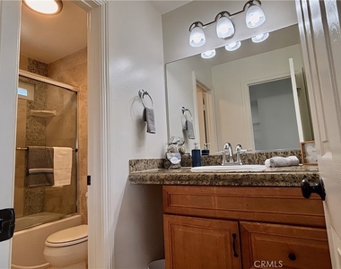 2558 Orange Avenue - Photo Thumbnail 7