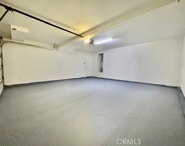 2558 Orange Avenue - Photo Thumbnail 24