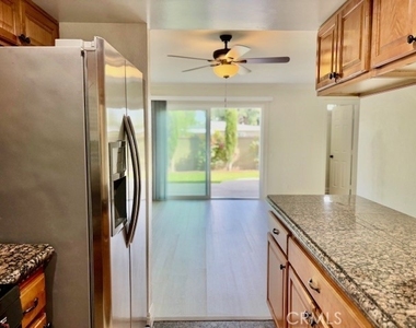 2558 Orange Avenue - Photo Thumbnail 17