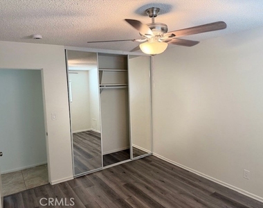 685 E Vista Chino - Photo Thumbnail 17