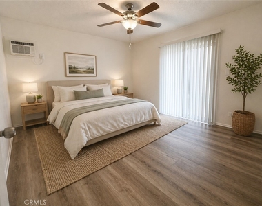 685 E Vista Chino - Photo Thumbnail 2